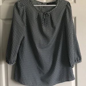 Geo pattern blouse - great condition